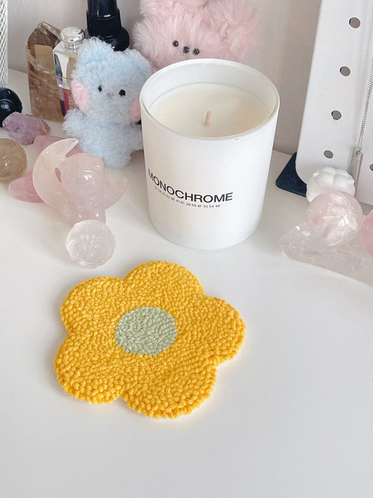 classic flower mug rug ⊹