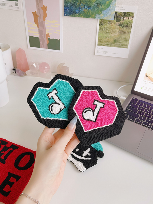Jhope Jack's heart mug rug ⊹